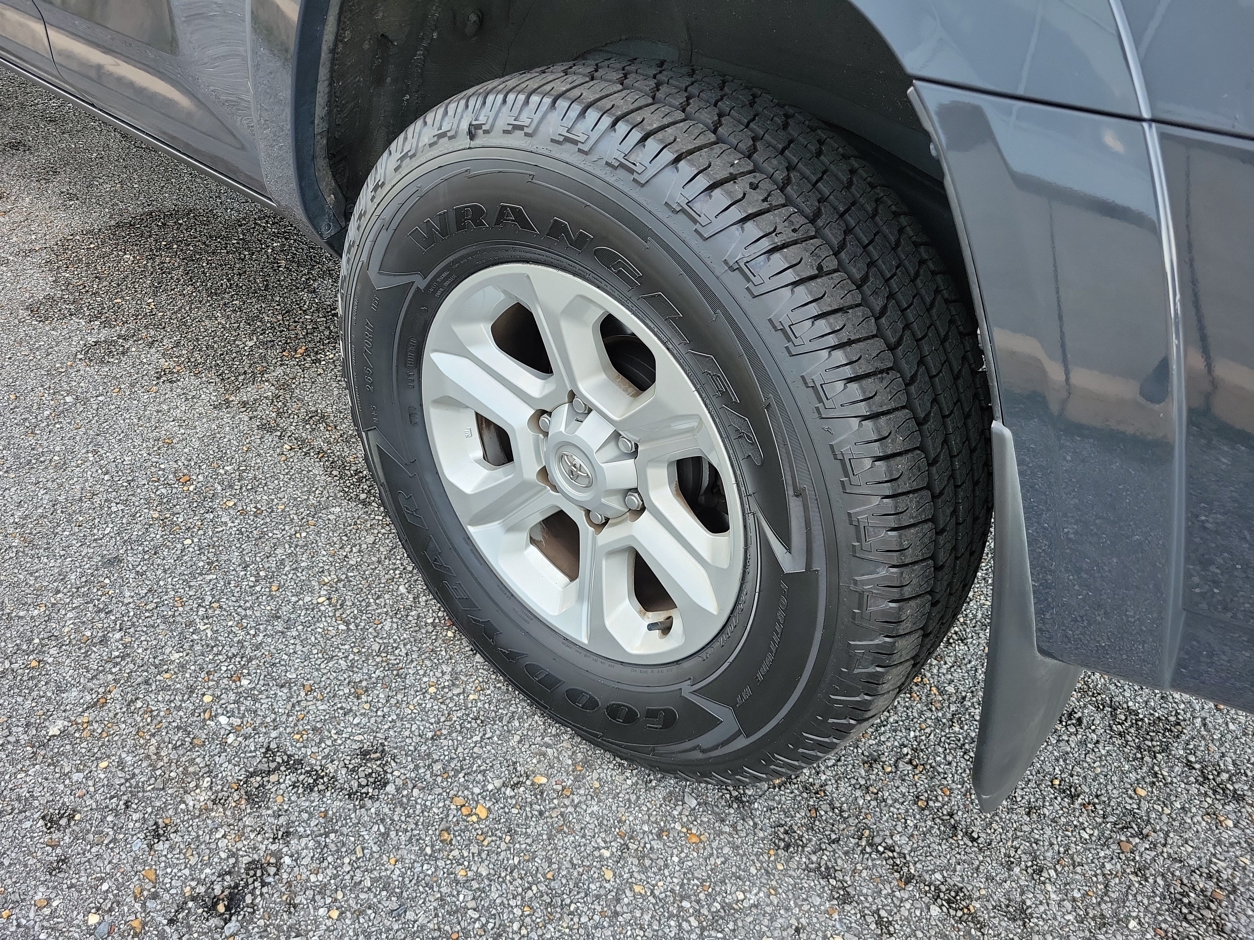 Certified 2024 Toyota 4Runner SR5 RWD image 26