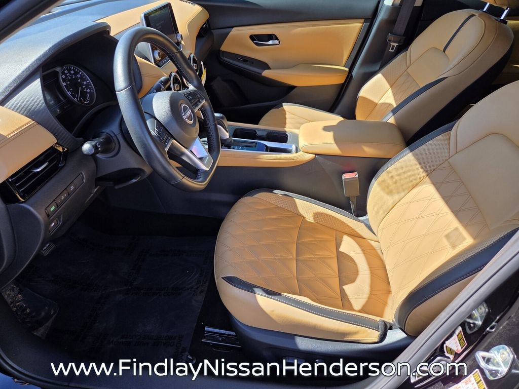 Used 2025 Nissan Sentra SV w/ SV Premium Package FWD image 10