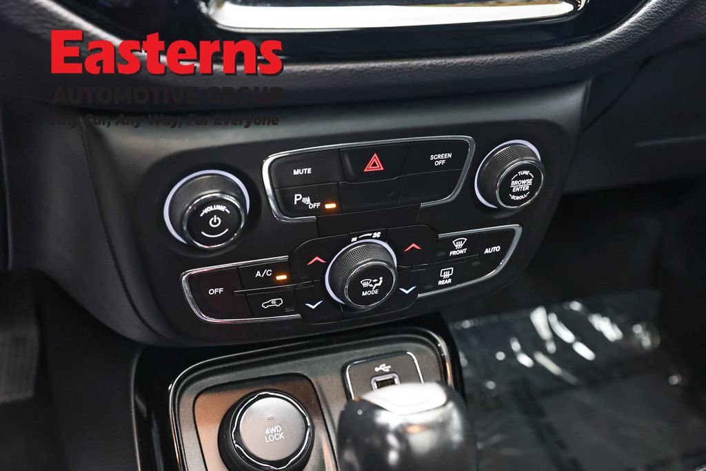 Used 2018 Jeep Compass Limited w/ Navigation Group AWD/4WD image 20