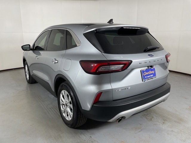 Used 2023 Ford Escape Active w/ Cold Weather Package image 6