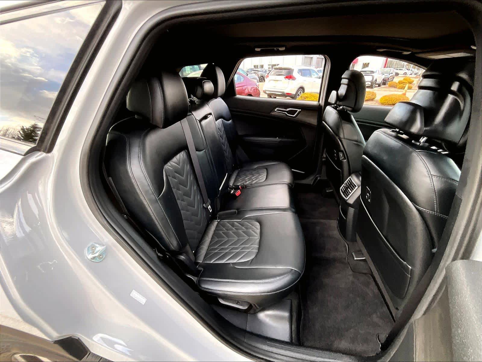 Used 2023 Kia Sportage X-Line w/ X-Line Premium Package image 16