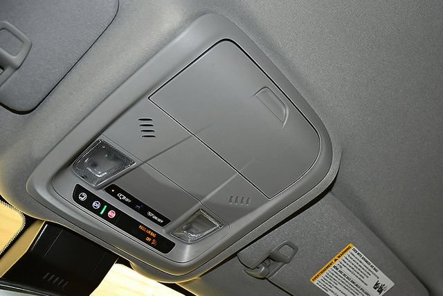 Used 2023 Chevrolet Equinox LT AWD/4WD image 28