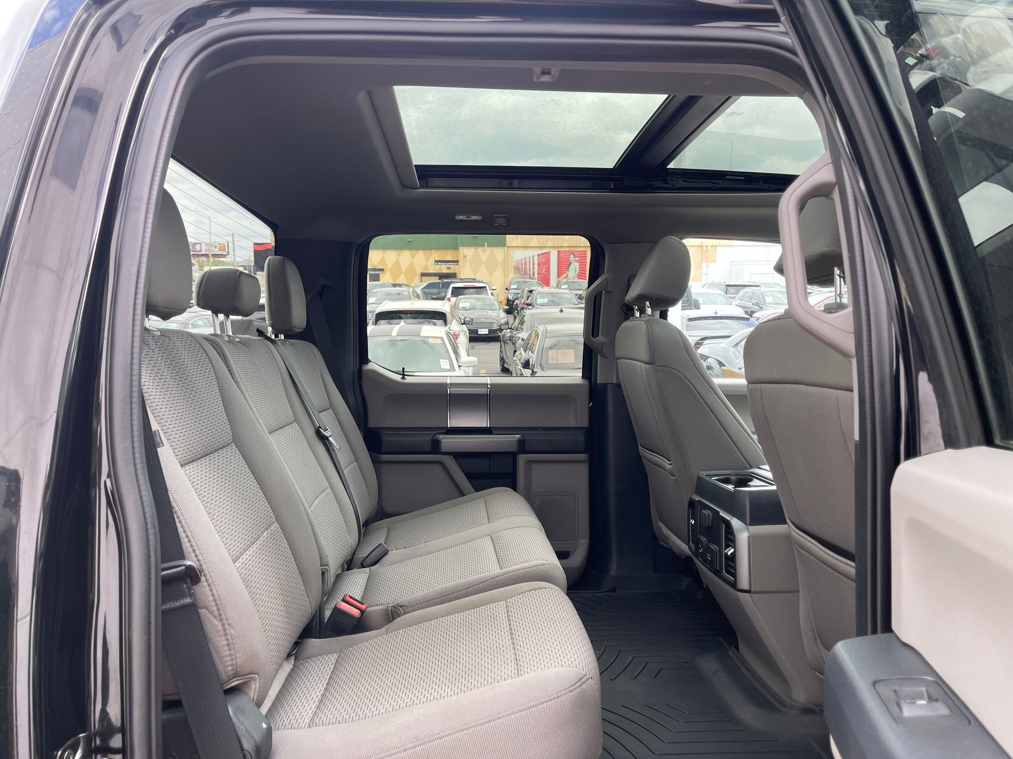 Used 2022 Ford F250 XLT w/ XLT Premium Package image 29