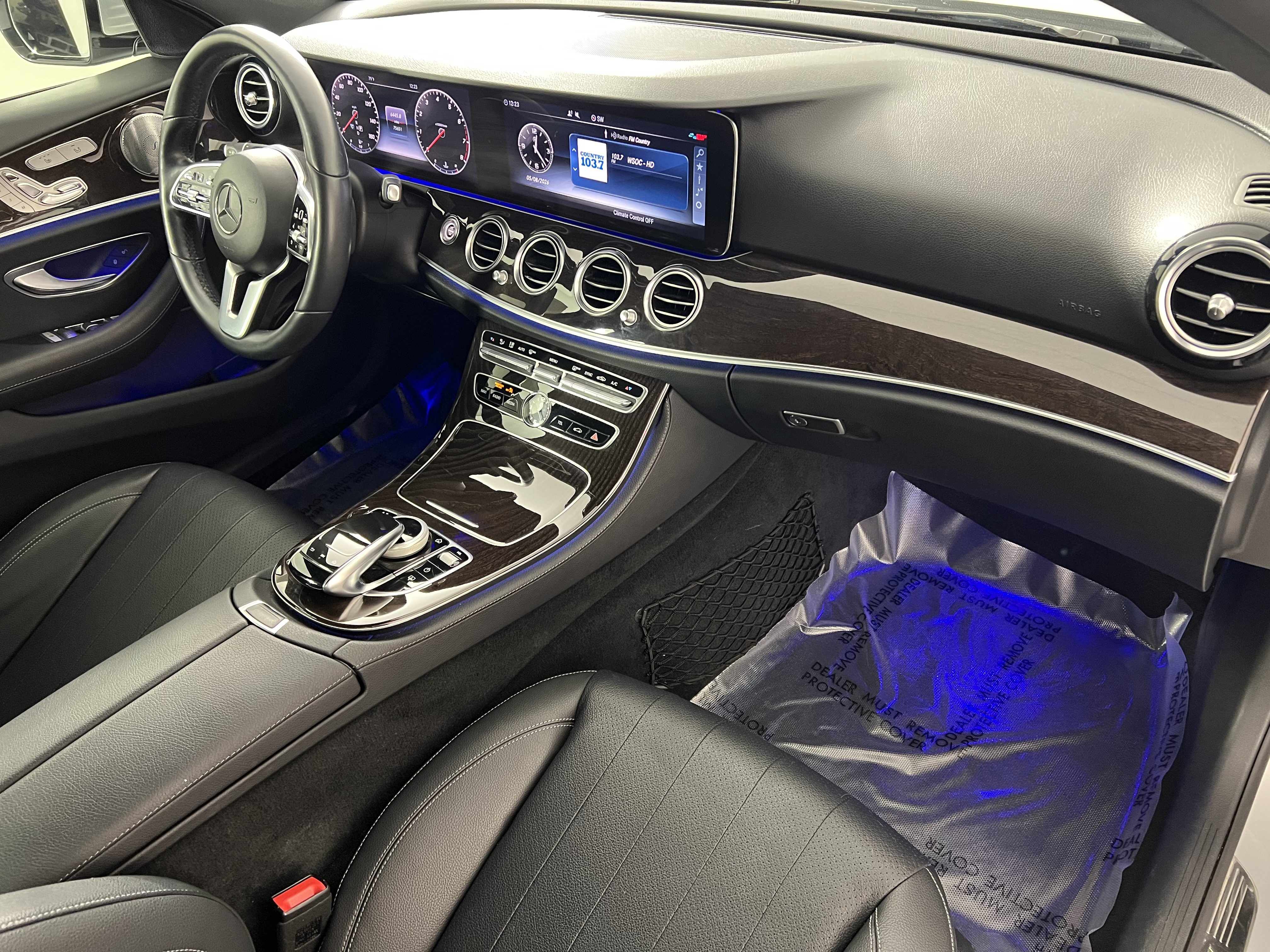 Certified 2019 Mercedes-Benz E 300 4MATIC image 26