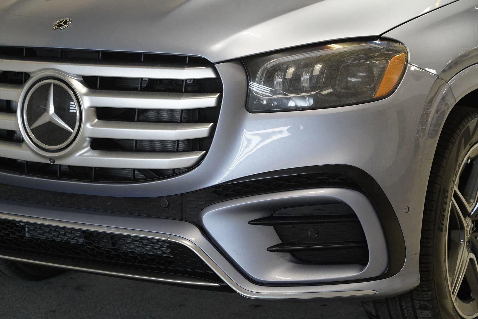 New 2026 Mercedes-Benz GLS 450 4MATIC image 8