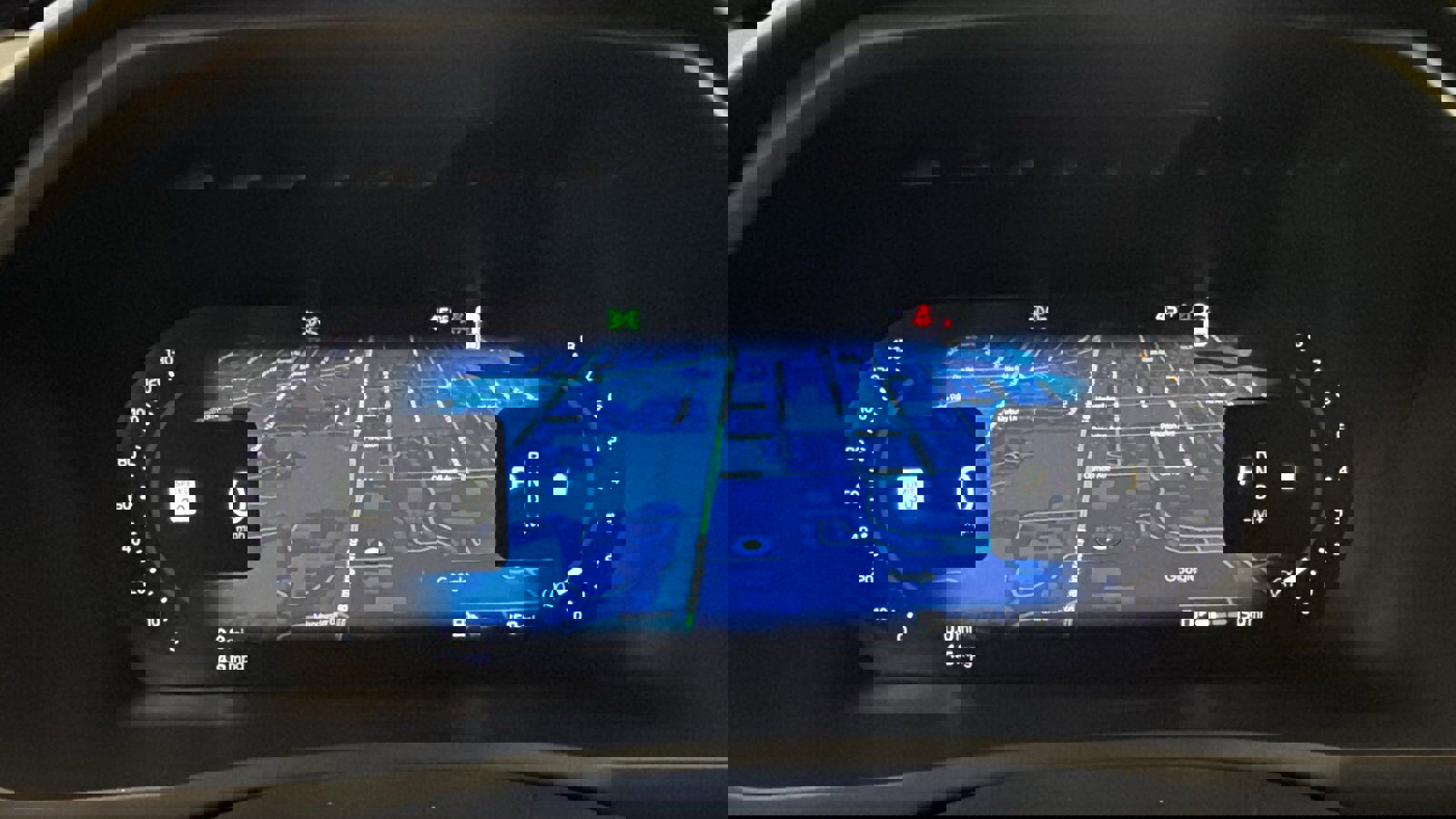 Used 2024 Volvo XC90 B6 Plus w/ Protection Package Premier image 15