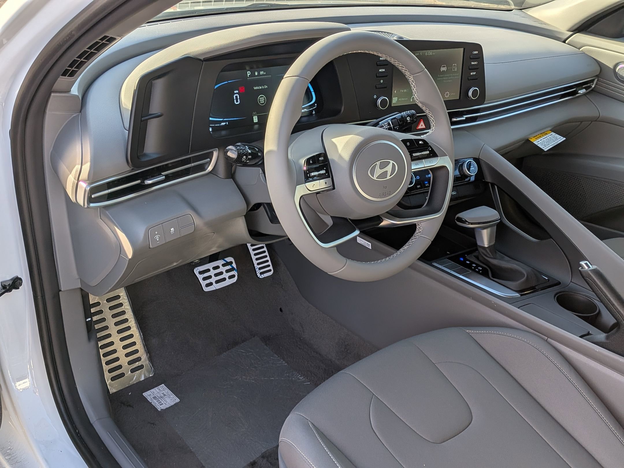 New 2026 Hyundai Elantra Sport FWD image 8