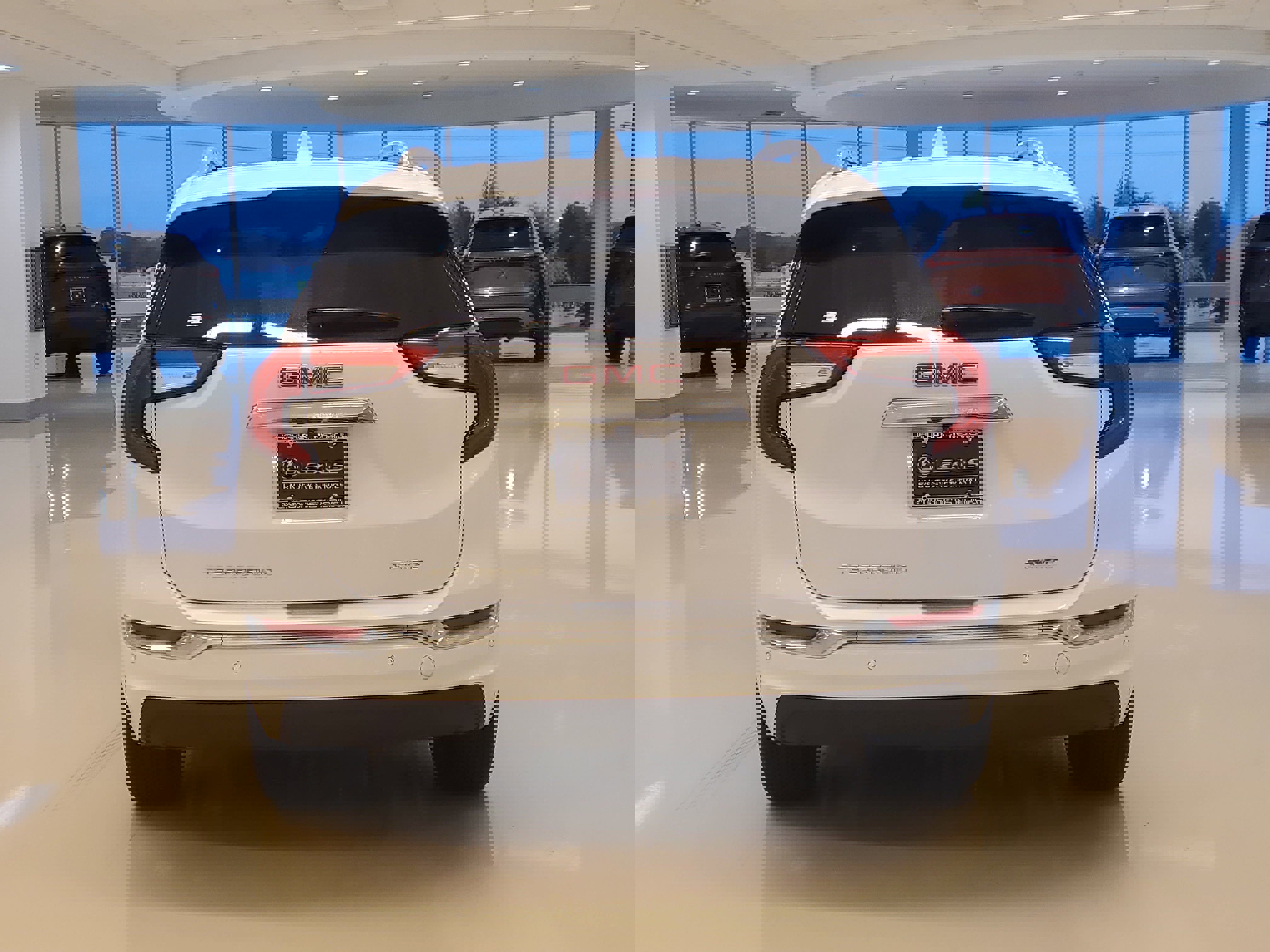 Used 2022 GMC Terrain Denali w/ Denali Premium Package image 9