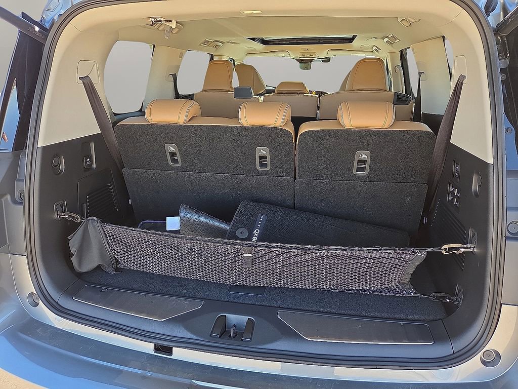 Used 2025 INFINITI QX80 Sensory image 18