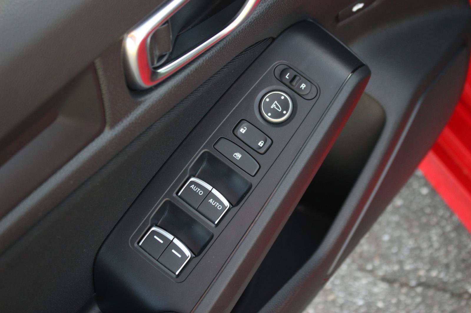 Used 2025 Honda Civic Sport image 12