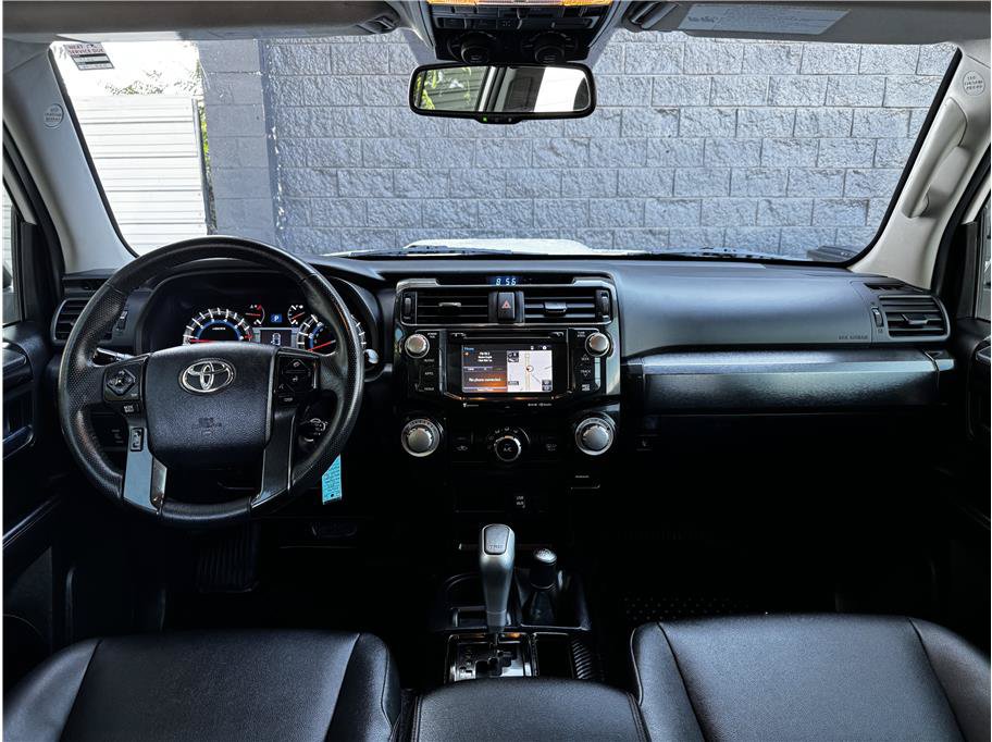 Used 2019 Toyota 4Runner TRD Off-Road Premium AWD/4WD image 19