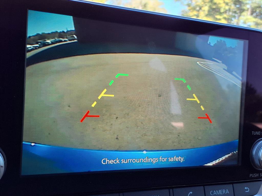 Used 2023 Nissan Sentra SV w/ SV Premium Package image 18