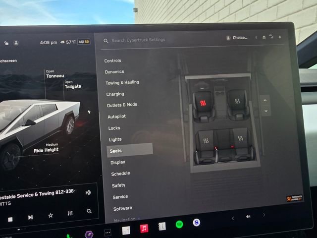 Used 2025 Tesla Cybertruck AWD Crew Cab image 52