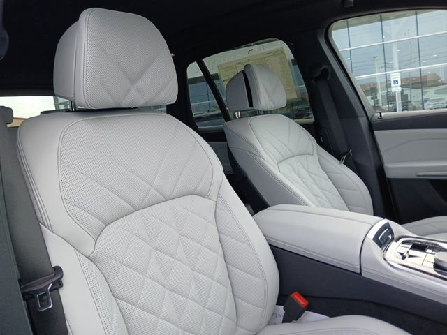 New 2026 BMW X5 sDrive40i image 18