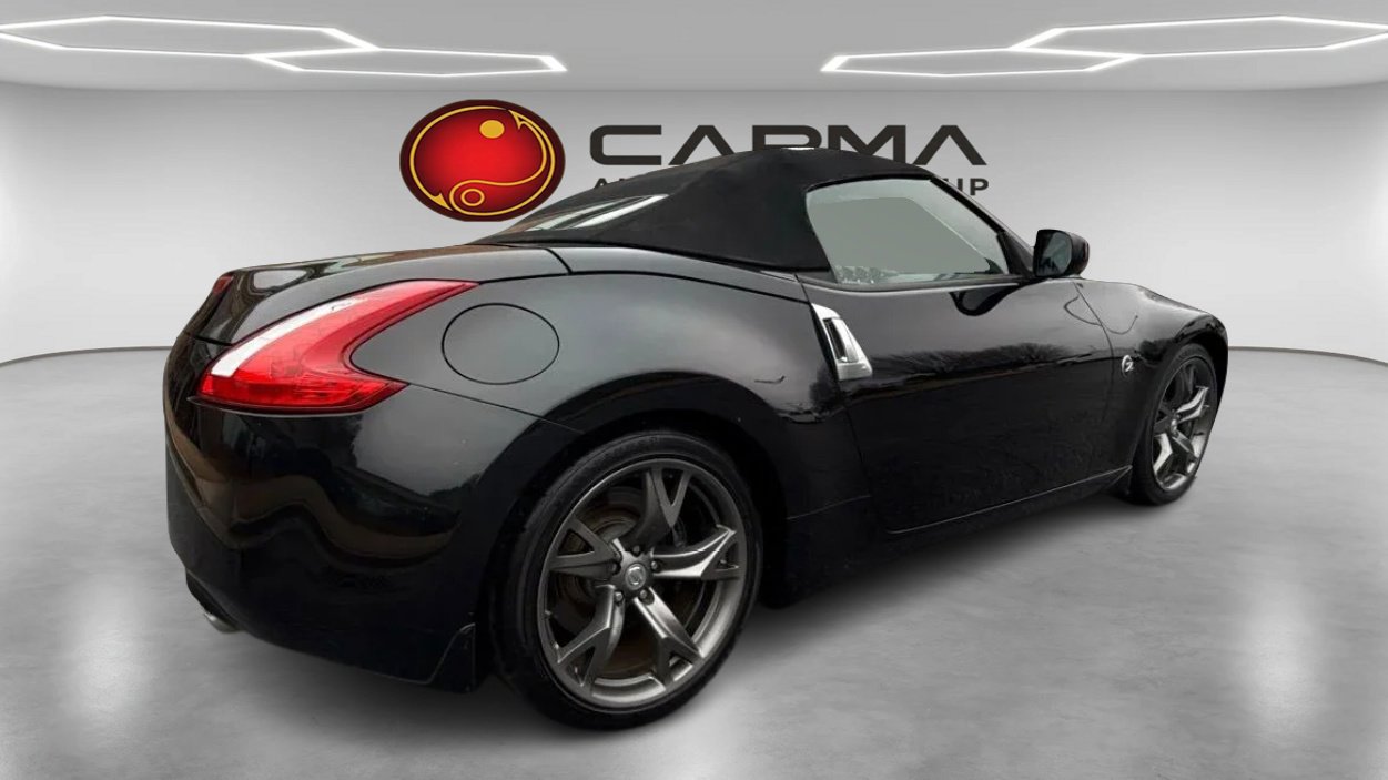 Used 2012 Nissan 370Z Touring w/ Sport Pkg image 5