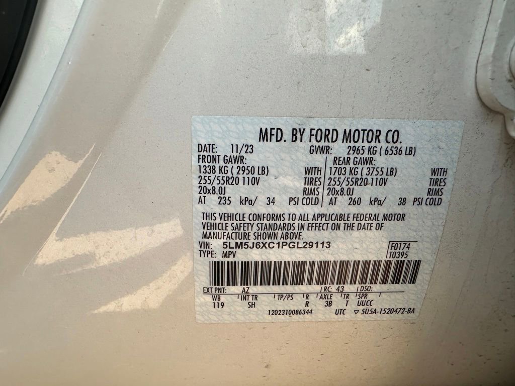 Used 2023 Lincoln Aviator AWD w/ Premium Package image 8
