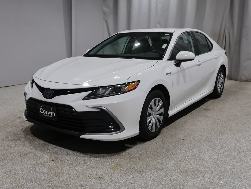 Used 2021 Toyota Camry LE FWD image 7