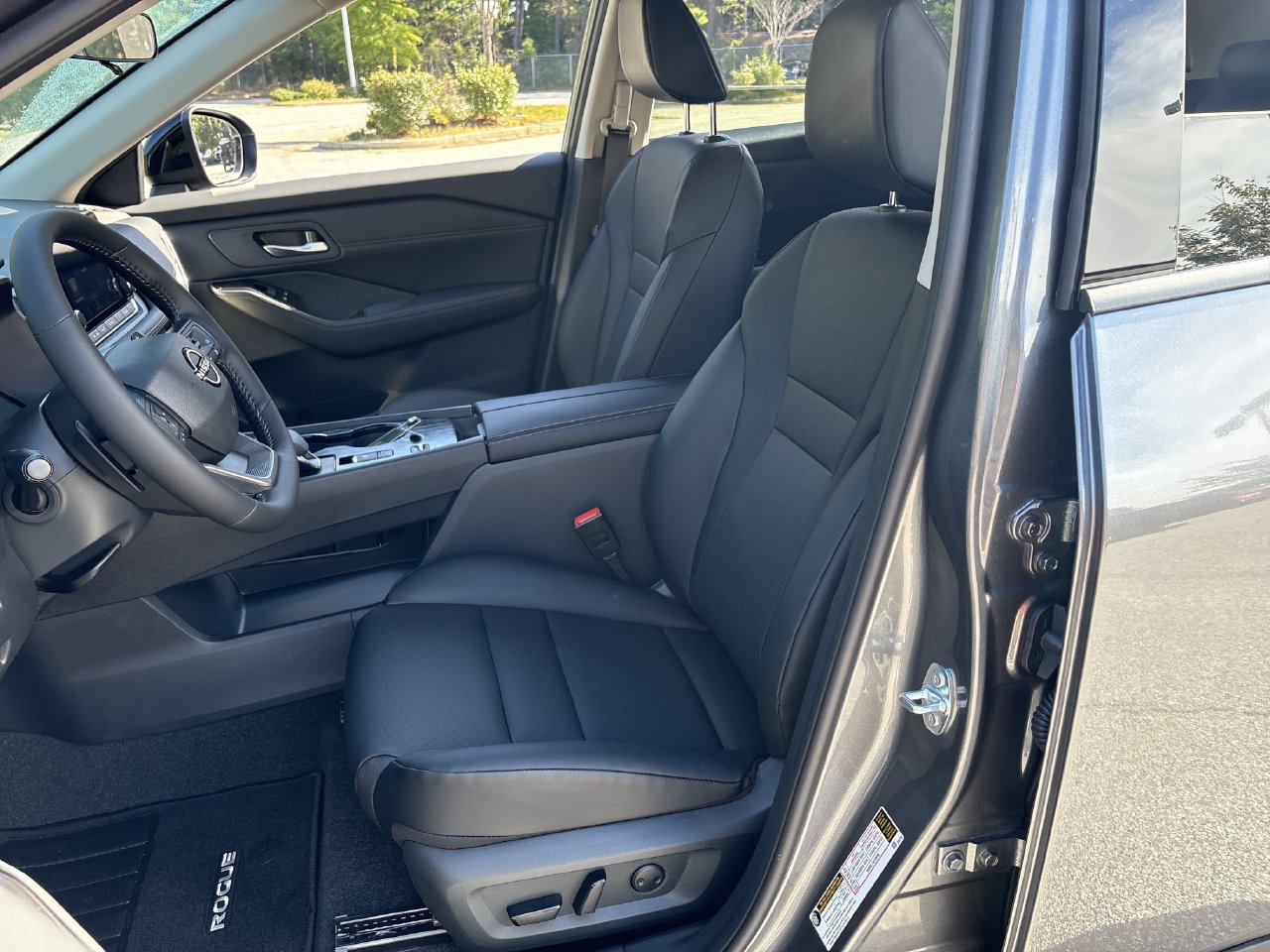 New 2027 Nissan Rogue Dark Armor FWD image 16