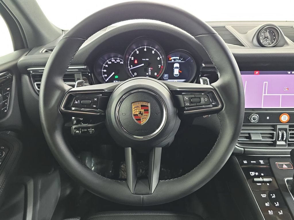Certified 2026 Porsche Macan AWD/4WD image 14
