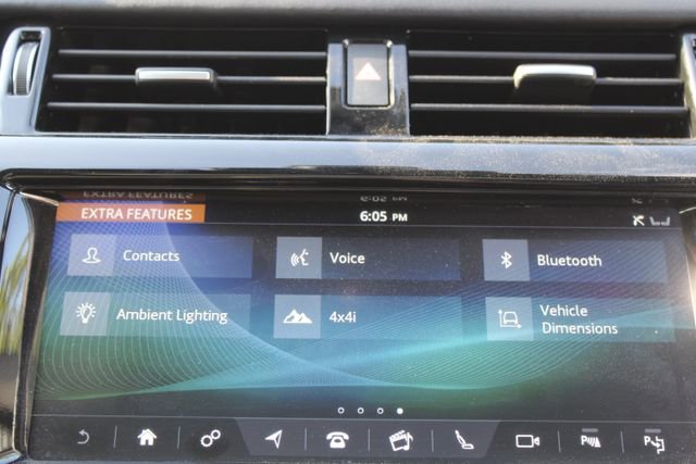 Used 2020 Land Rover Discovery HSE Luxury image 33