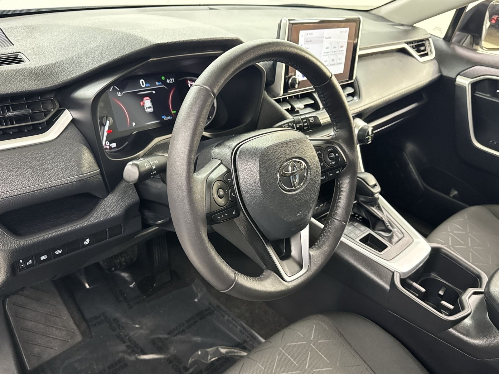 Used 2024 Toyota RAV4 XLE w/ Weather Package AWD/4WD image 13