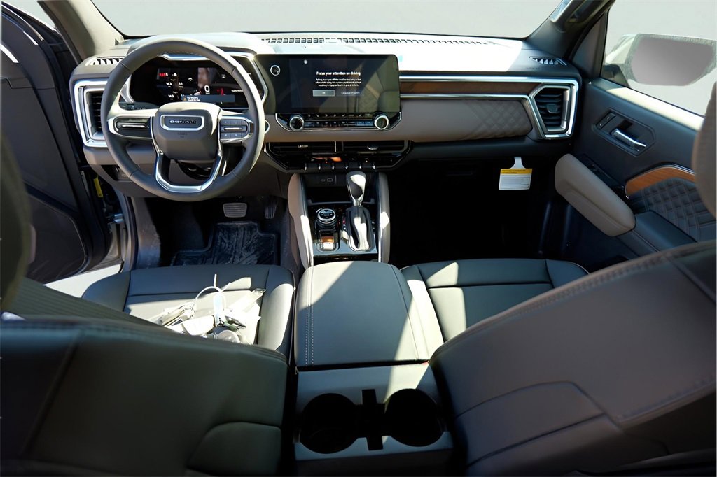 New 2026 GMC Canyon Denali image 24