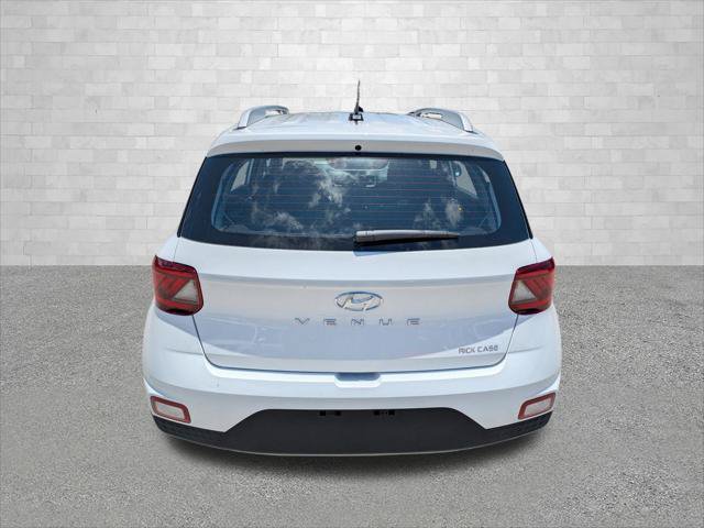New 2026 Hyundai Venue SEL FWD image 3