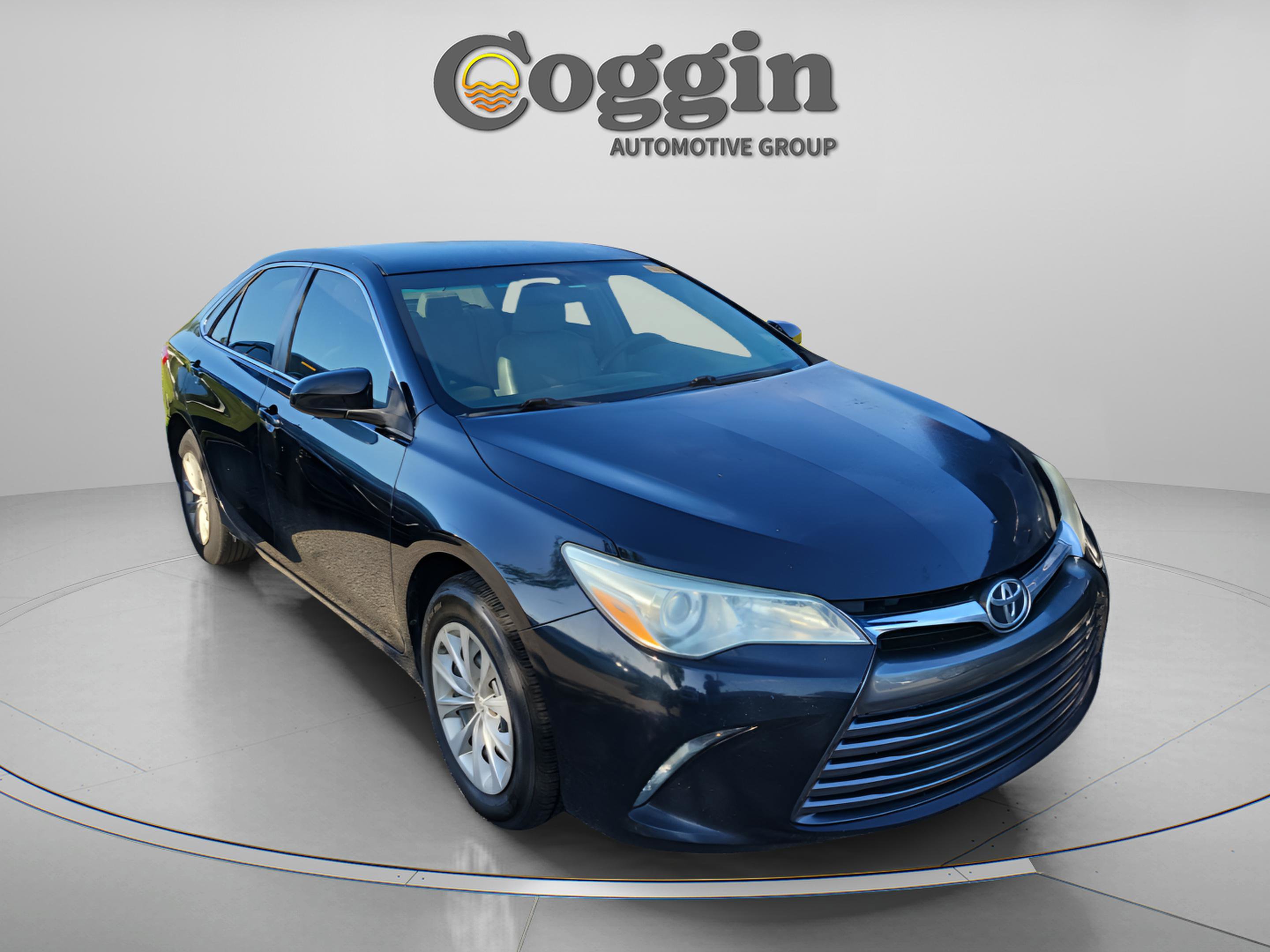 Used 2016 Toyota Camry LE FWD image 6