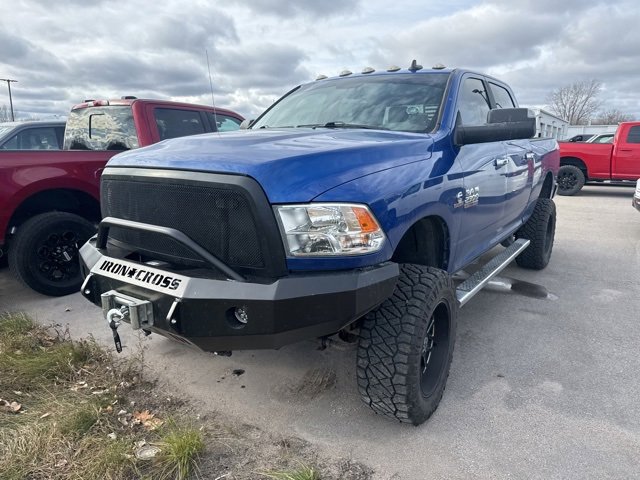 Used 2018 RAM 2500 SLT w/ Luxury Group image 3