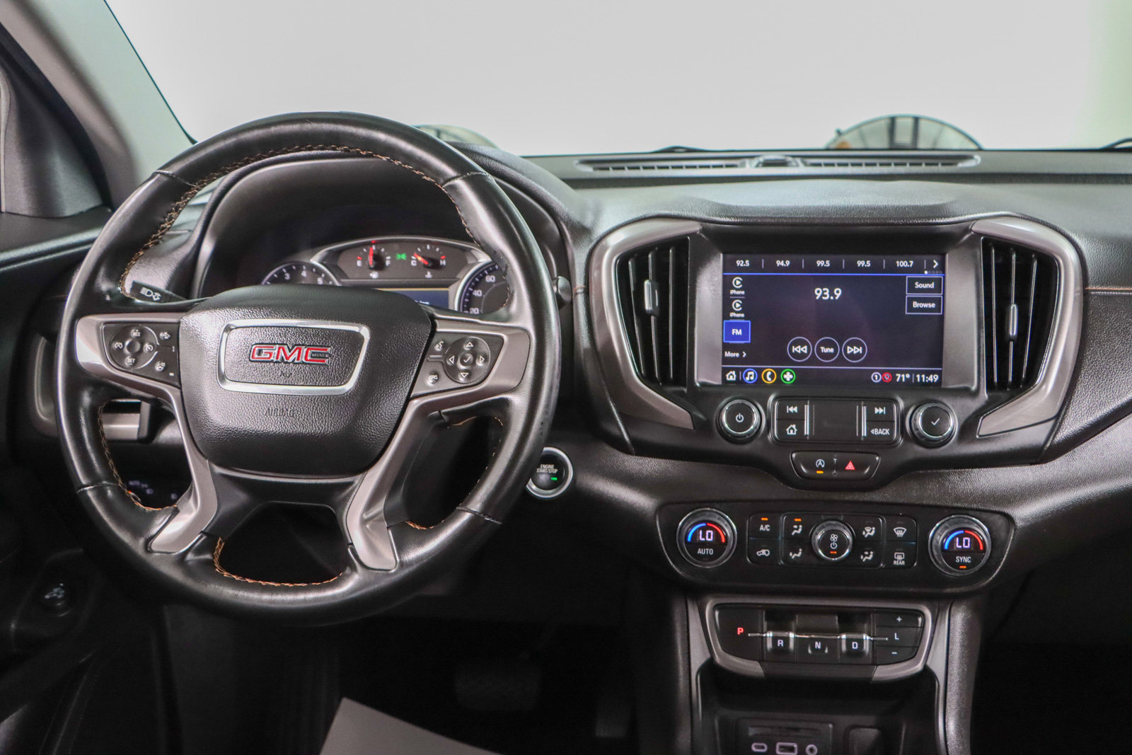 Used 2023 GMC Terrain AT4 image 17
