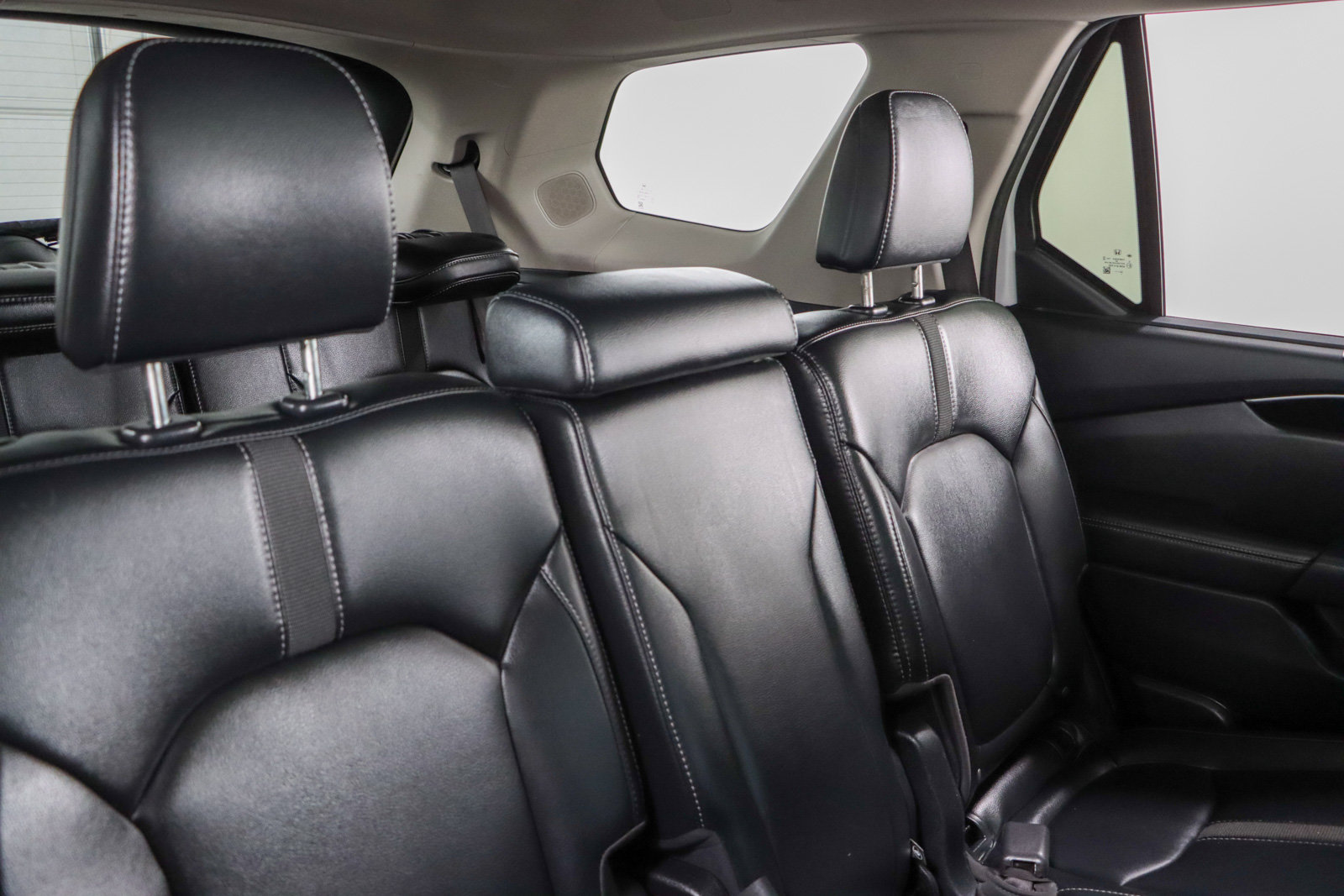 Used 2023 Honda Pilot Touring image 29