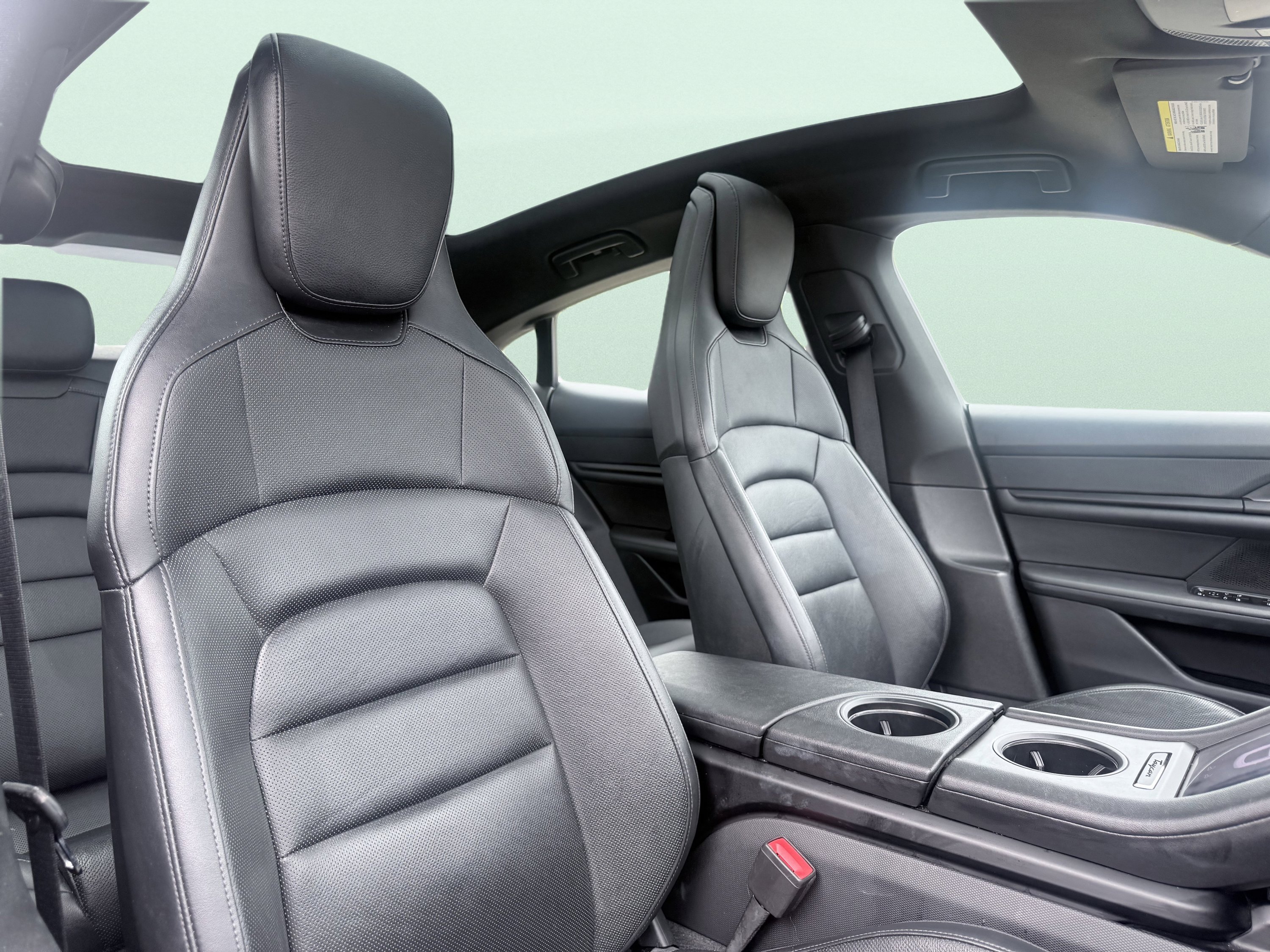 Used 2023 Porsche Taycan image 26