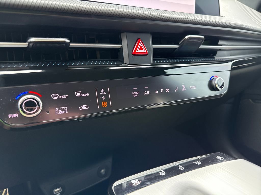 Certified 2023 Kia EV6 GT-Line AWD/4WD image 32