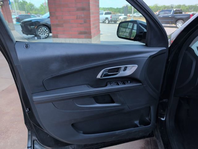 Used 2017 Chevrolet Equinox LT w/ Convenience Package FWD image 11
