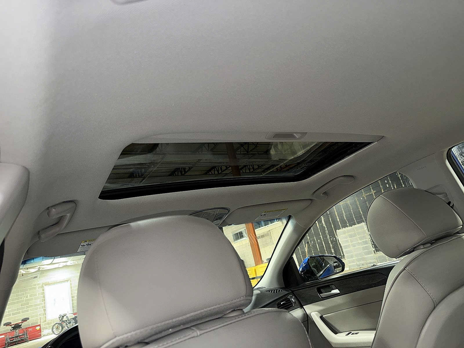 Used 2018 Hyundai Sonata Limited w/ Cargo Package FWD image 24