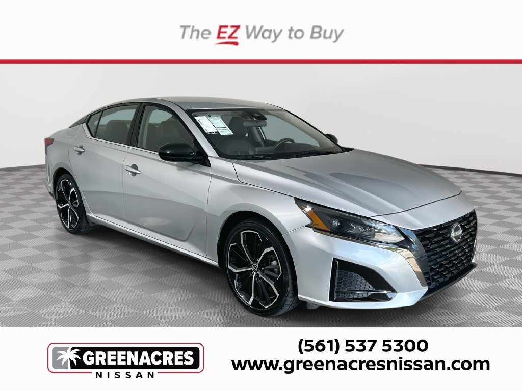 Certified 2024 Nissan Altima 2.5 SR FWD image 1