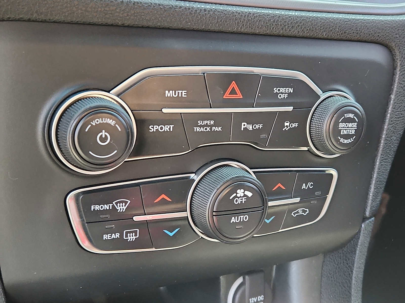 Certified 2023 Dodge Charger GT w/ Blacktop Package image 15