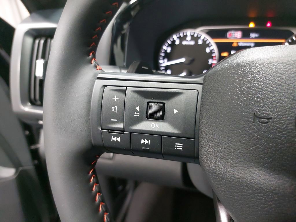 New 2026 Nissan Pathfinder SV image 19