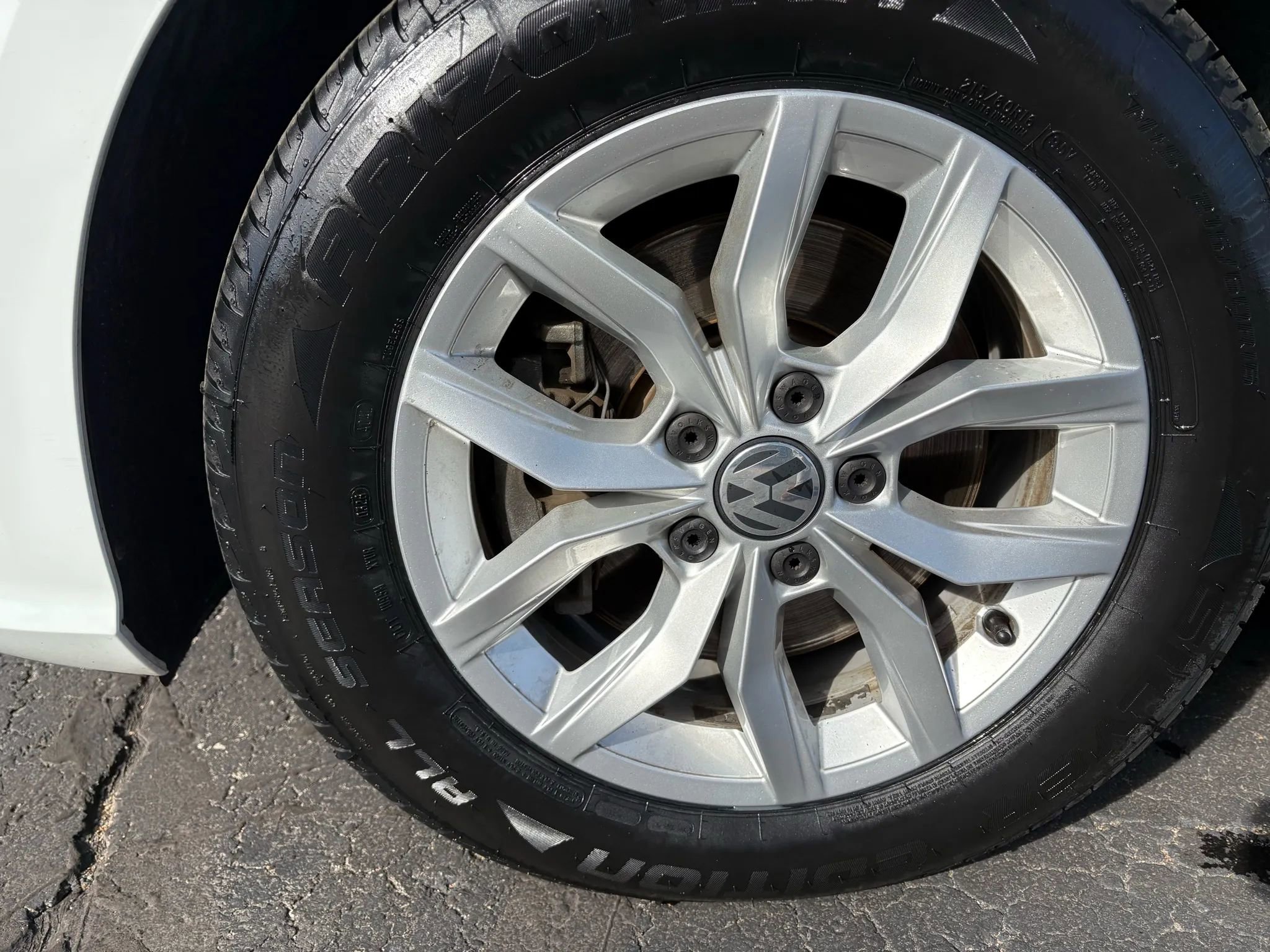 Used 2017 Volkswagen Passat 1.8T S image 22