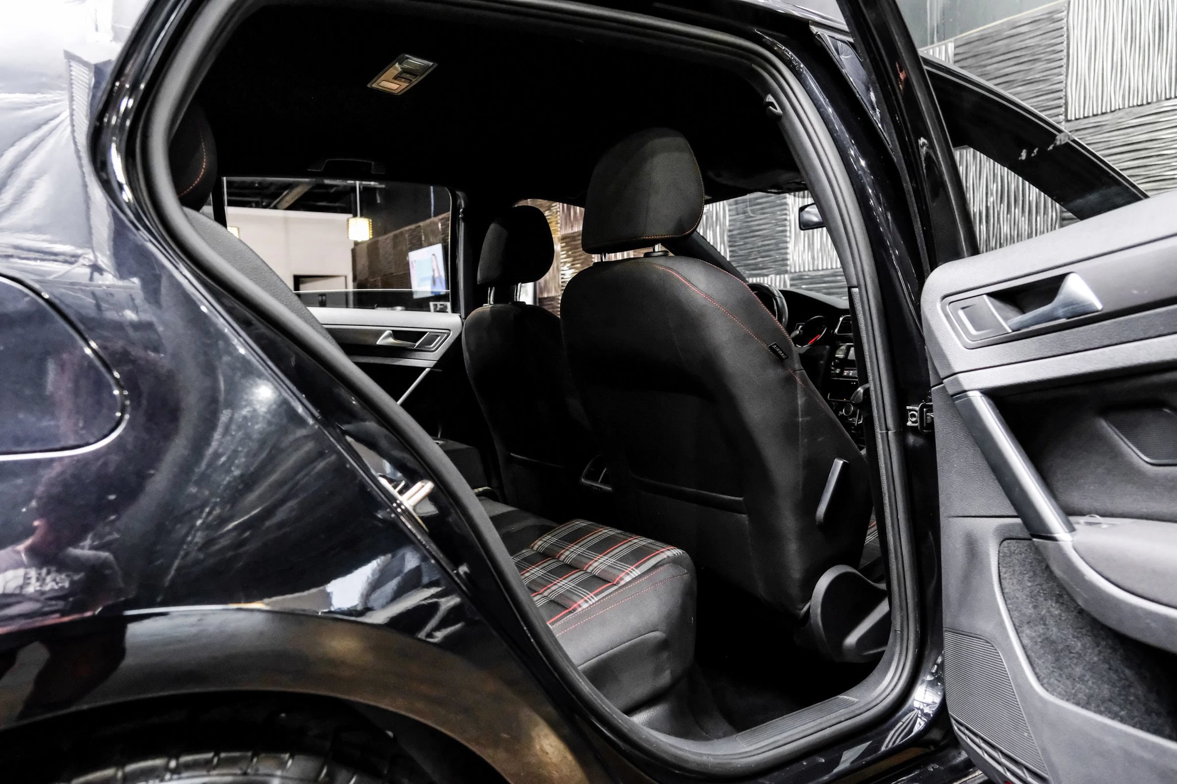 Used 2019 Volkswagen GTI Rabbit Edition FWD image 31