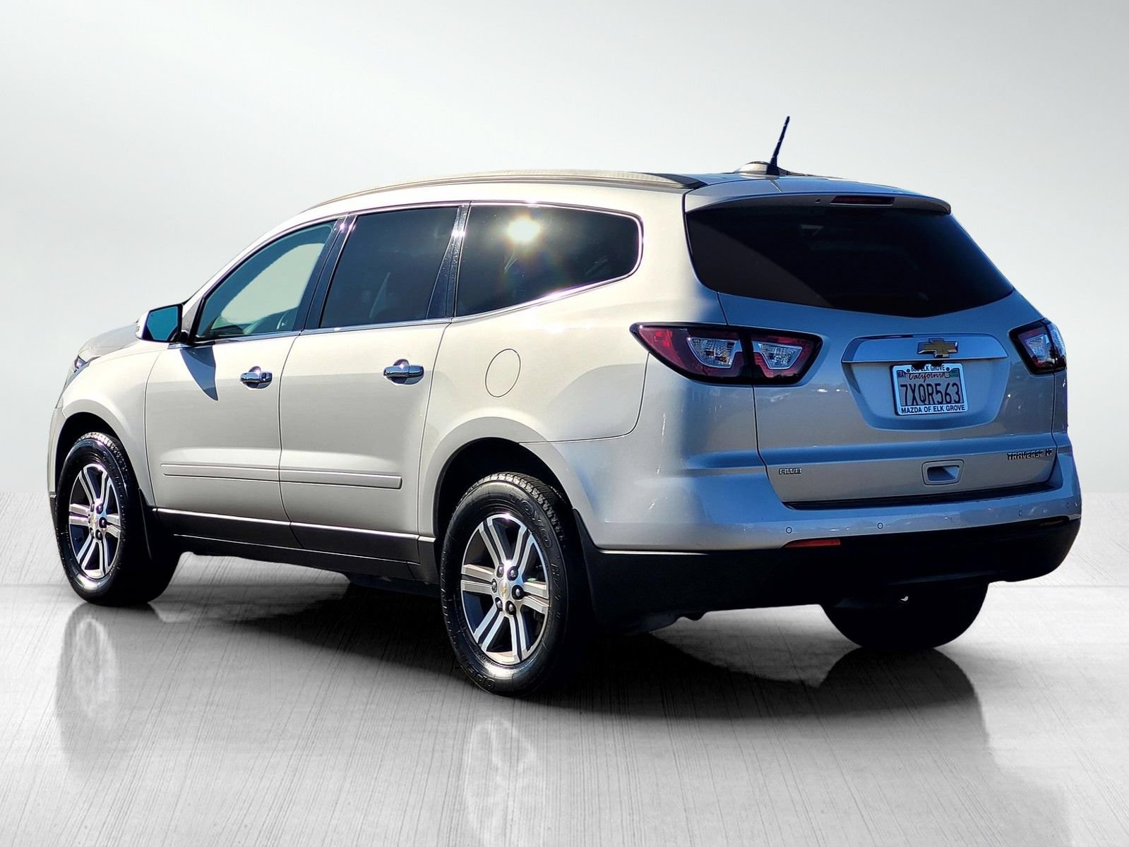 Used 2016 Chevrolet Traverse LT AWD/4WD image 9