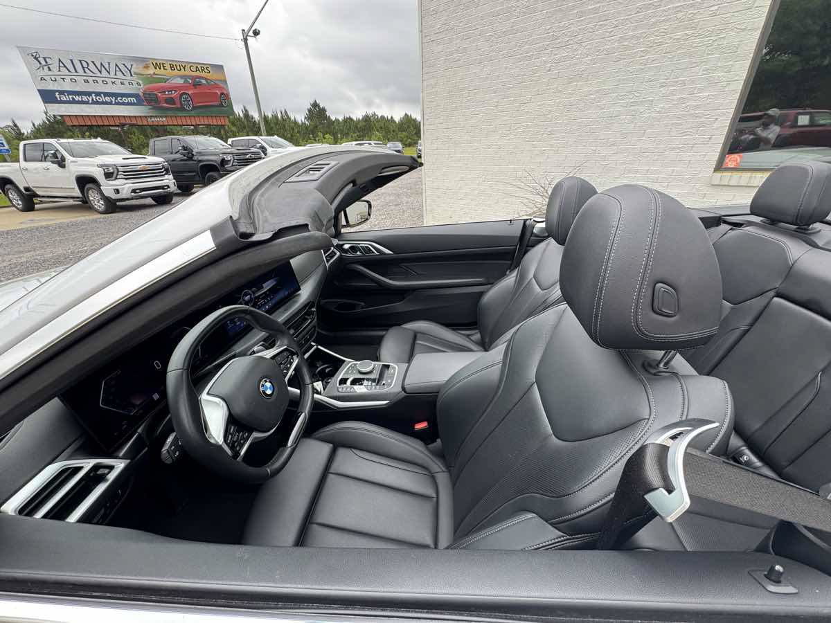 Used 2025 BMW 430i Convertible RWD image 24