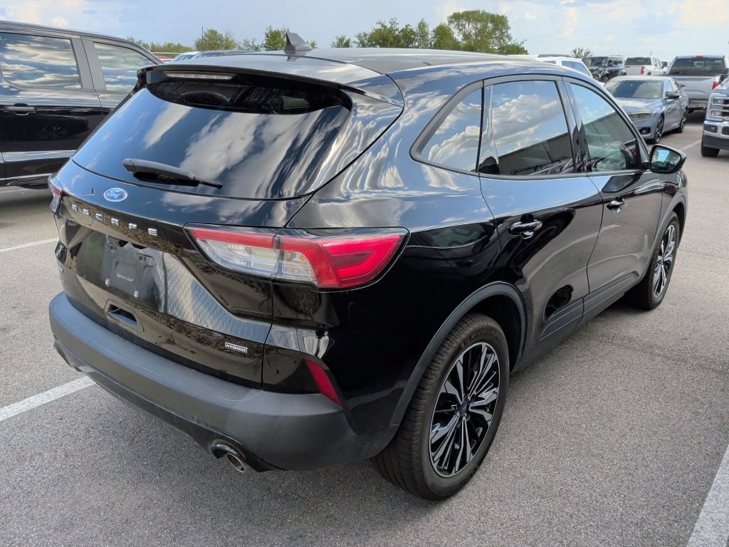 Used 2021 Ford Escape SE w/ SE Sport Appearance Package FWD image 7