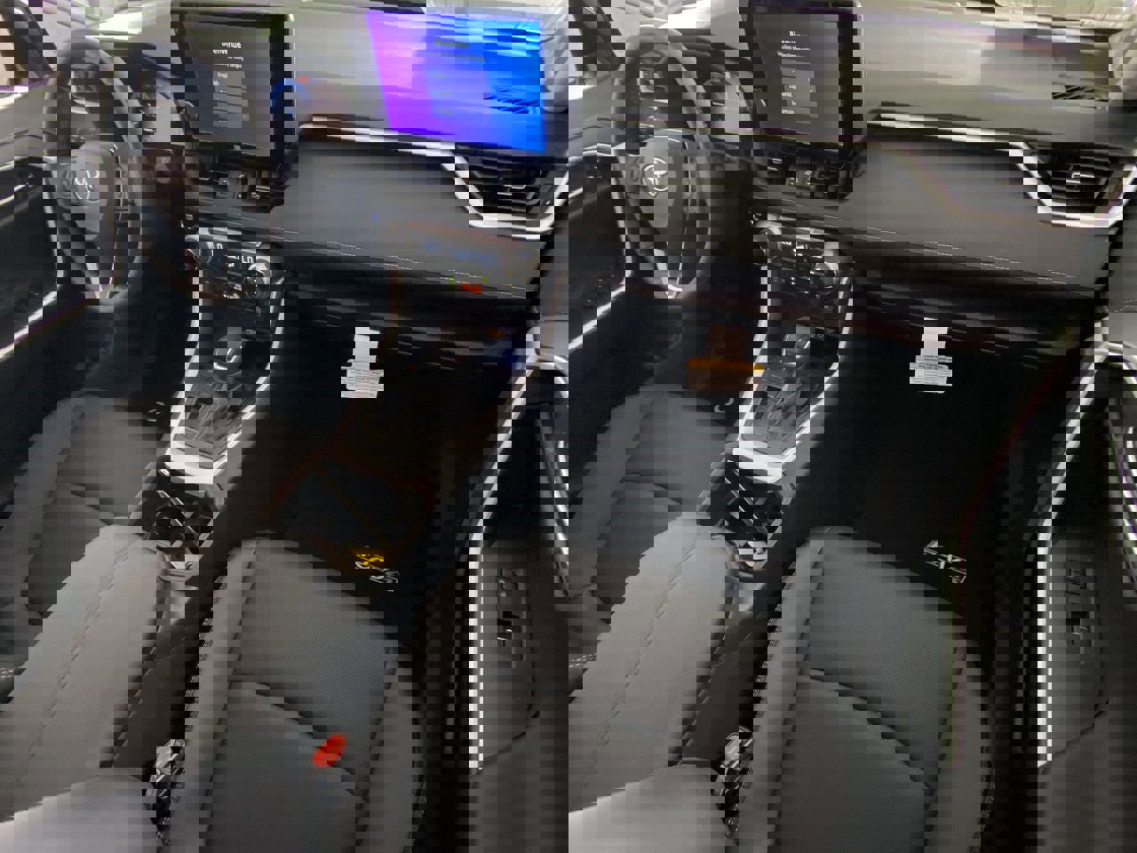 New 2025 Toyota RAV4 Limited image 26