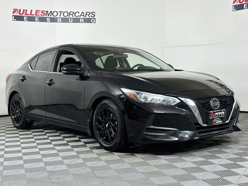 Used 2020 Nissan Sentra SV FWD image 1