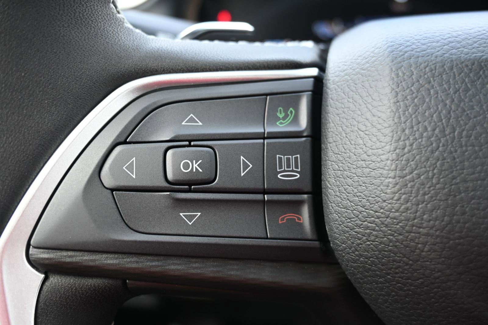 New 2026 Jeep Grand Cherokee Laredo X AWD/4WD image 6