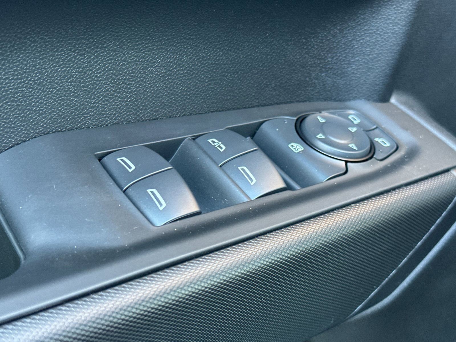 New 2026 Chevrolet Silverado 1500 Custom w/ LPO, Dark Essentials Package image 12