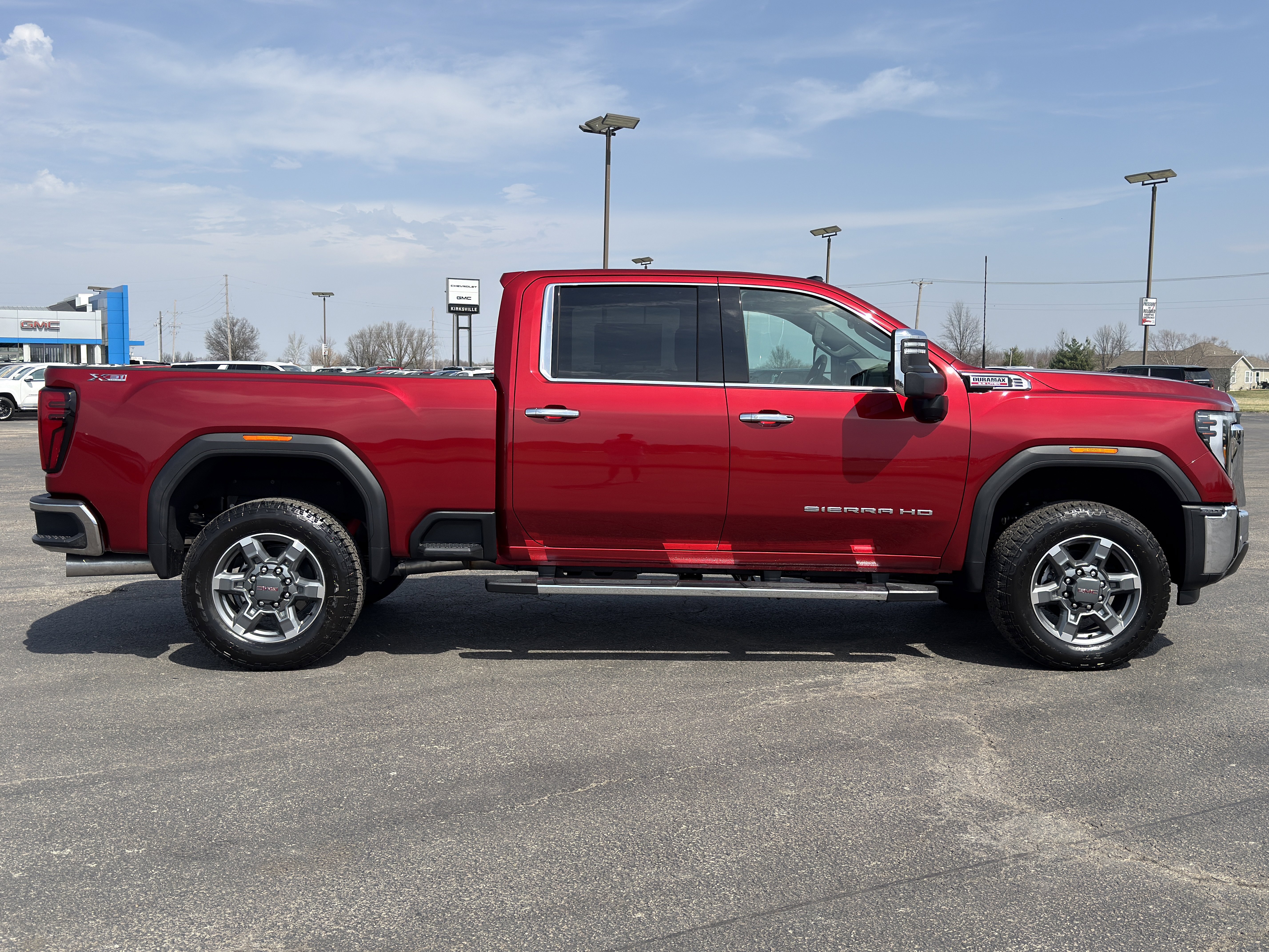 New 2026 GMC Sierra 2500 SLT image 3