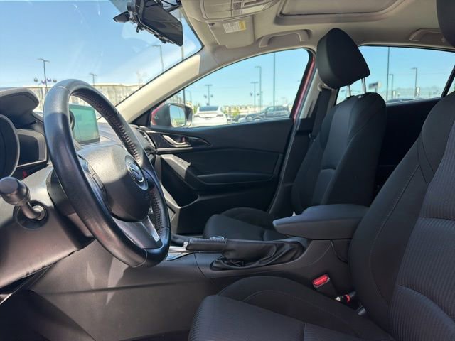 Used 2016 MAZDA MAZDA3 i Touring FWD image 19
