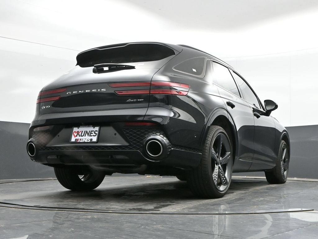 Used 2023 Genesis GV70 3.5T Sport w/ Sport Prestige Package AWD/4WD image 38